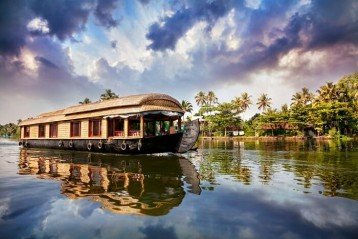 ENTIRE KERALA TOUR PACKAGE 