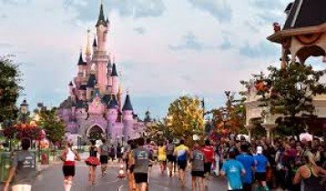  DISNEYLAND PARIS TOUR